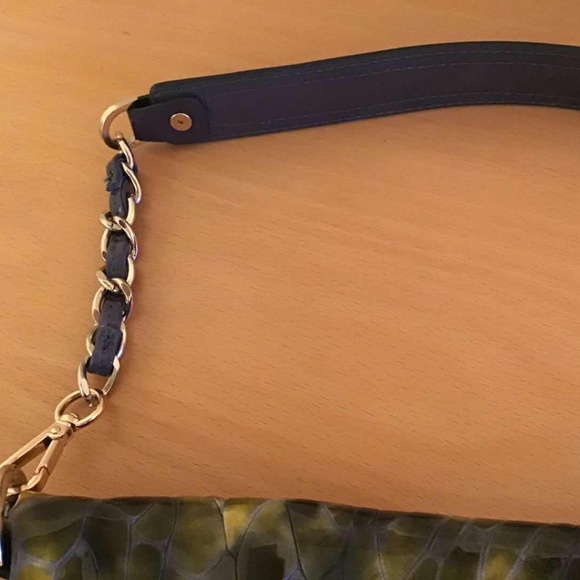 GUY LAROCHE Crocodile Chain Bag - Picture 2 of 8